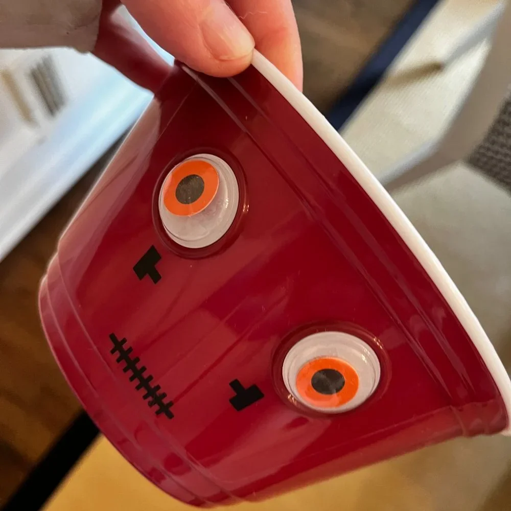 Plastic Google-Eyed Snack Bowls‎ - Set of 4 (new)